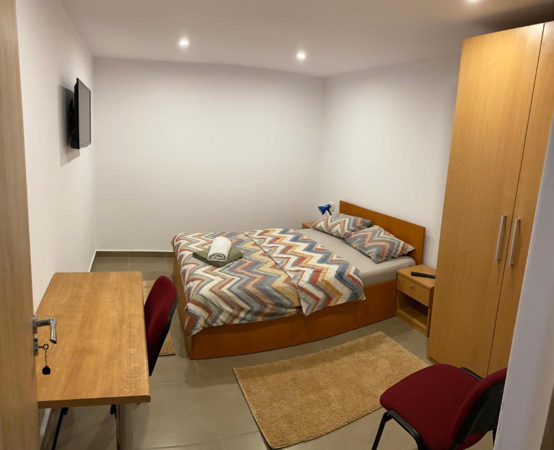 Affittacamere Valivillas & Bucarest